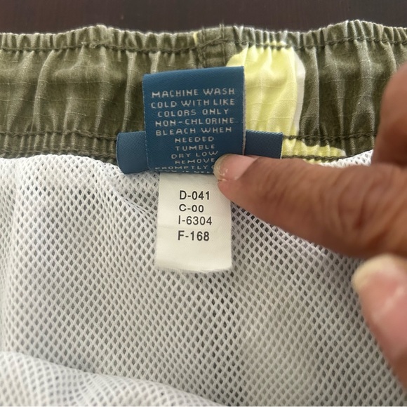 BREAKWATER Board Shorts Olive Yellow Sz XL - Picture 12 of 15